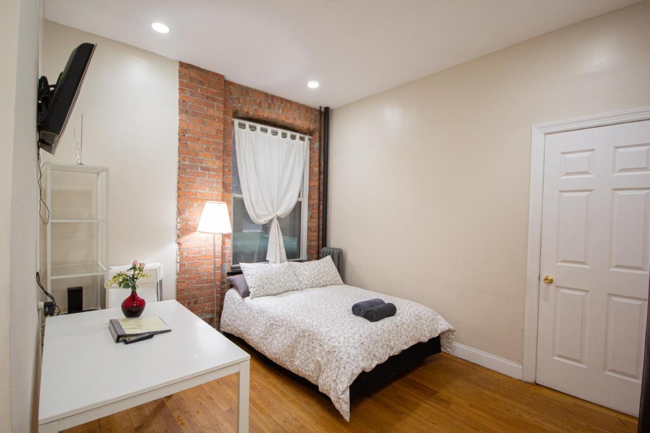 Studio Plus - One-Bedroom Apt Нью-Йорк Екстер'єр фото